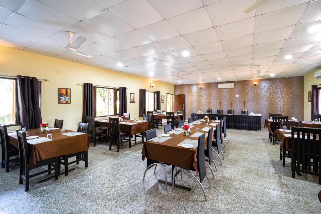 Godarpura Narmada Hills Resort المظهر الخارجي الصورة
