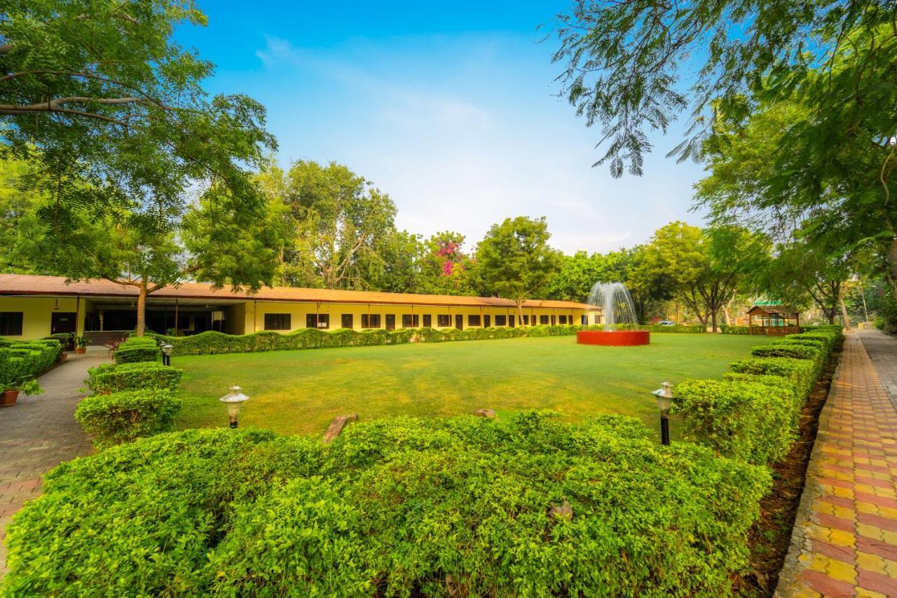 Godarpura Narmada Hills Resort المظهر الخارجي الصورة
